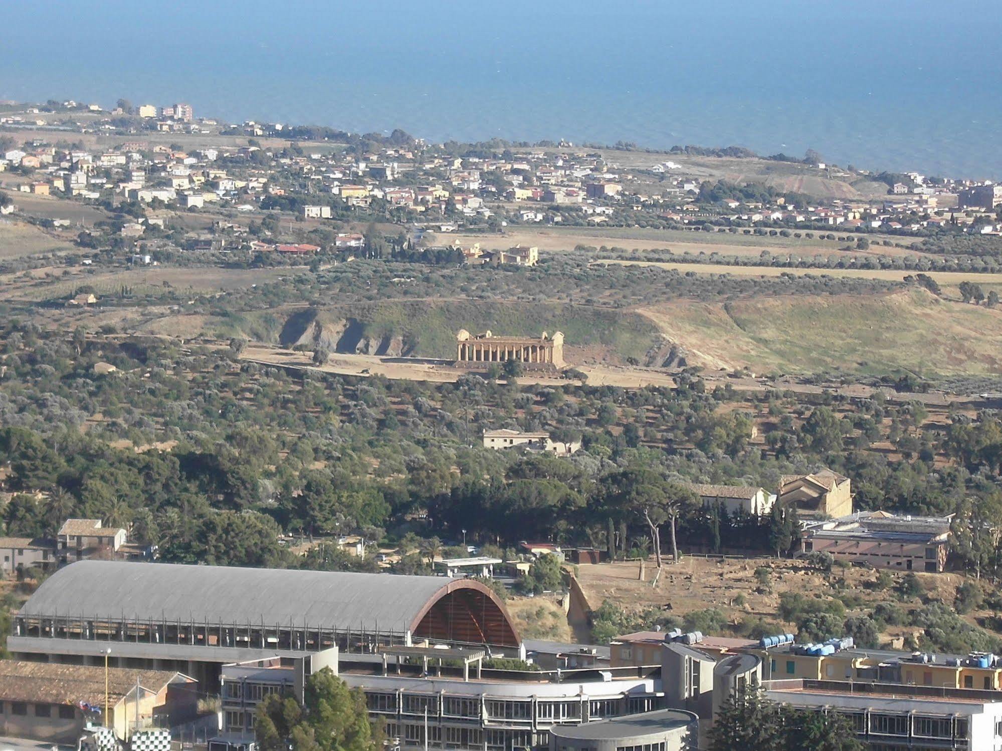 B&B Le 4 Stagioni Sul Viale, Belvedere Di Agrigento Exterior foto